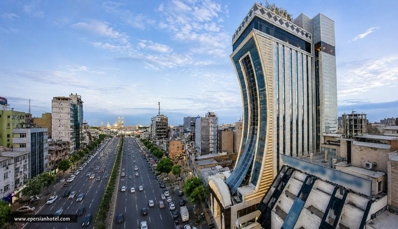 نمای کلی هتل الماس 2 مشهد نزدیک حرم